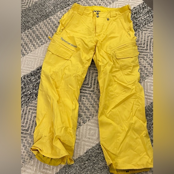 Special Blend Other - Special Blend annex snow pants. Men XL
